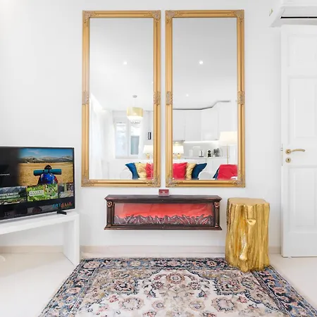 Nadiona Crystal & Gold Apartament